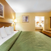 Отель Quality Inn & Suites, фото 4