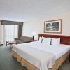 Отель DoubleTree by Hilton Hotel Joplin, фото 2