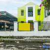 Отель OYO Life 91606 Nadin Guest House Syariah, фото 1