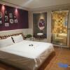 Отель Weike Boutique Theme Hotel (Lianyungang Pedestrian Street Suning Square), фото 3