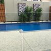 Отель Grand Escape McKenzie - solar heated Pool, WiFi, Netflix, 5 bdrm, 4bthrm, фото 6
