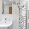 Отель JKG Property Solutions Presents Cosy City Apartment, фото 9