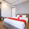 Отель RedDoorz Plus near Saigon Train Station, фото 21