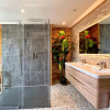 Отель Hambrook House Canterbury - NEW luxury guest house with spa tub, фото 13