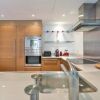 Отель Bright & Modern Apartment - Thames View/5 Guests, фото 19