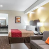 Отель Econo Lodge Inn & Suites North, фото 2