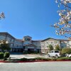 Отель Holiday Inn Express Hotel & Suites Beaumont - Oak Valley в Бомонте