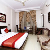 Отель OYO Rooms 760 Karol Bagh Metro Station, фото 9