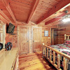 Отель Updated Parkway Retreat W/ Hot Tub & Game Room 3 Bedroom Cabin, фото 11