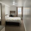 Отель Inviting 3-bed Apartment in Stockton-on-tees, фото 2