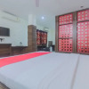 Отель OYO 24696 Green Point, фото 15