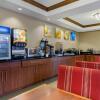 Отель Comfort Inn & Suites, фото 11