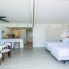 Отель Two Bedroom Condo Overlooking Ala Wai Boat Harbor by RedAwning, фото 3
