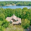 Отель Elk Hollow by Avantstay Lakefront Chalet w/ Game Room & Fire Pit, фото 25
