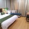 Отель Greentree Inn Wuxi Yixing Zhangzhu Express Hotel, фото 9