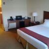 Отель Holiday Inn Express & Suites Klamath, an IHG Hotel, фото 3