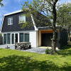 Отель Cozy Vacation Home With a hot tub, фото 1