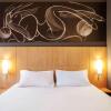 Отель ibis Barcelona Cornella, фото 5
