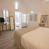 Отель Vivid Caves 2 Bedroom Cavehouse, фото 3