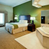 Отель Holiday Inn Express Hotel & Suites Columbus-Fort Benning, an IHG Hotel, фото 9