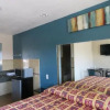 Отель Foxy's Den Motel, фото 11