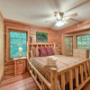 Отель Magical Moments, 1 Bedroom, Sleeps 6, Arcade, Foosball, Walk to Pool, фото 9