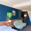 Отель Breeze and Waves Hostel, фото 6