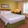 Отель TownePlace Suites Virginia Beach, фото 2