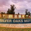 Отель Silver Oaks Motel, фото 6