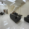 Отель Cendana Residence Homestay 4 Kuala Ibai Kuala Terengganu, фото 1