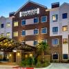 Отель Staybridge Suites College Station, an IHG Hotel, фото 1