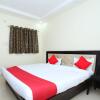 Отель OYO 12407 Hotel Shri Radha ISBT, фото 3