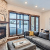 Отель Blackstone Skiers Sanctuary With Private Hot Tub! 2 Bedroom Condo by RedAwning, фото 16