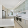 Отель Stunning Riverfront Apartment in Noosaville - Unit 2 Wai Cocos 215 Gympie Terrace, фото 6
