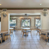 Отель Econo Lodge Downtown South, фото 20