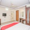 Отель OYO 14204 Regal Residency, фото 4