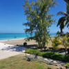 Отель Summer Breeze - Beachfront - 3 Bedrooms Suite, фото 13
