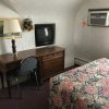 Отель Simmons Motel, фото 3