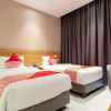 Отель Travel Hub Hotel Kualanamu Airport, фото 19