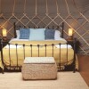 Отель Stunning Premium Yurt in Kelburn Estate Near Largs в Ларгсе