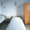 Отель Family run 2 bed Studio Apartment 2, фото 9