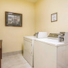Отель Comfort Suites Mobile East Bay, фото 31
