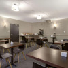 Отель Days Inn by Wyndham Stouffville, фото 11