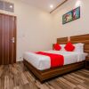 Отель OYO 13614 Hotel Axis International, фото 5
