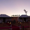Отель Hakim Camp, фото 1