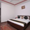 Отель OYO 9984 Hotel Shiv Sagat, фото 16