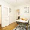 Отель La Seine - Notre Dame Private Apartment, фото 4