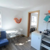 Отель Comfortable Units in Little Portugal, фото 7