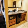 Отель Hampton Inn and Suites Pine Bluff, фото 34