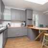 Отель Homely 1 Bedroom Apartment in Fulham!, фото 5